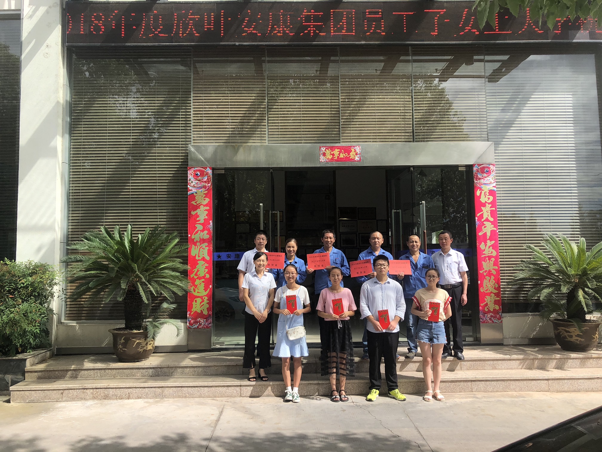 壹号娱乐 - NG大舞台,有梦你就来