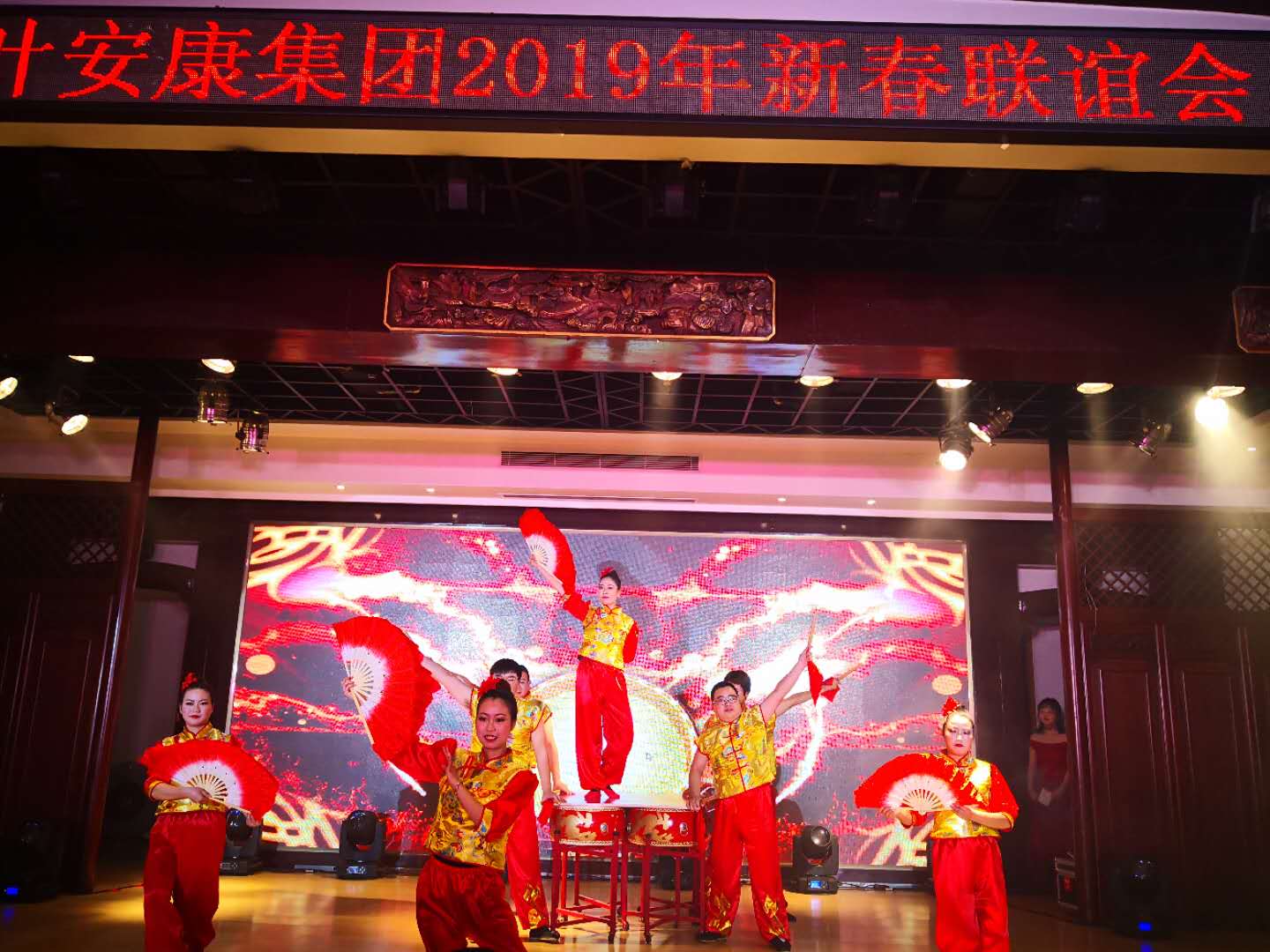 壹号娱乐 - NG大舞台,有梦你就来